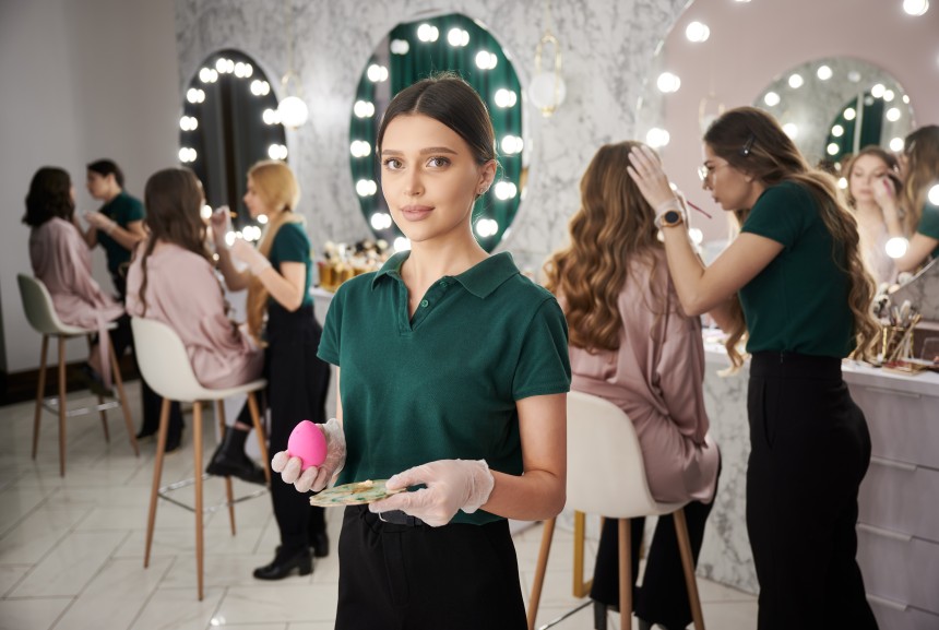 Out in a Sea of Serums: How your Beauty Brand Can Conquer the Crowded Market in 2024